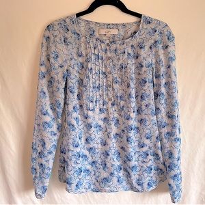 3/$15 **GUC** LOFT, Cream & Blue Floral L/S Blouse w/ Pleated Detail